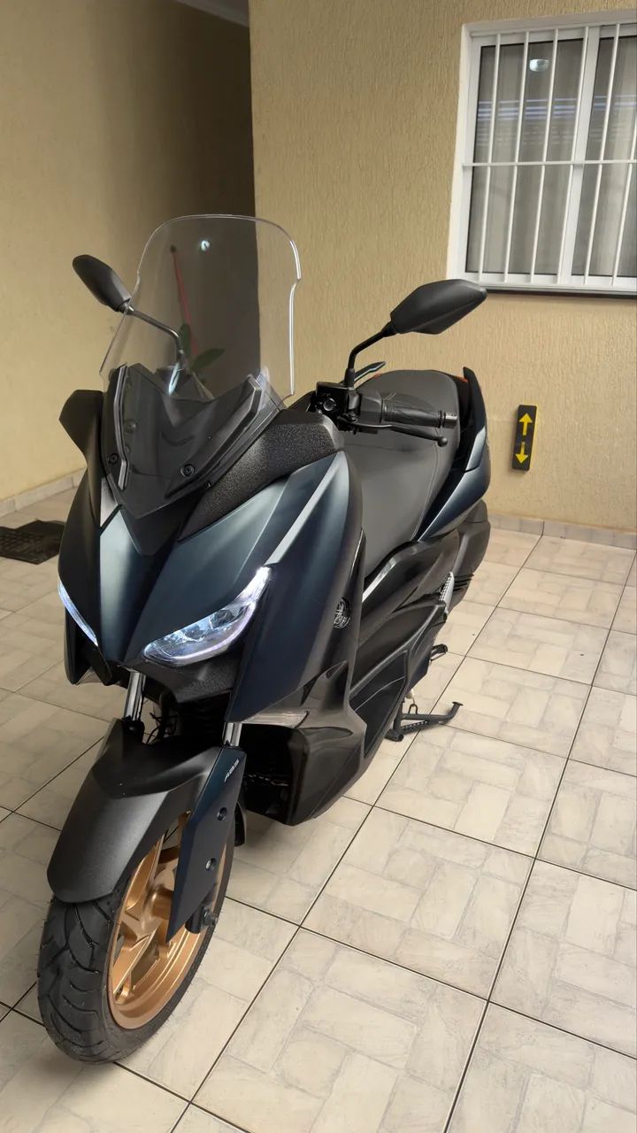 X MAX 2024  ABS - Foto 2