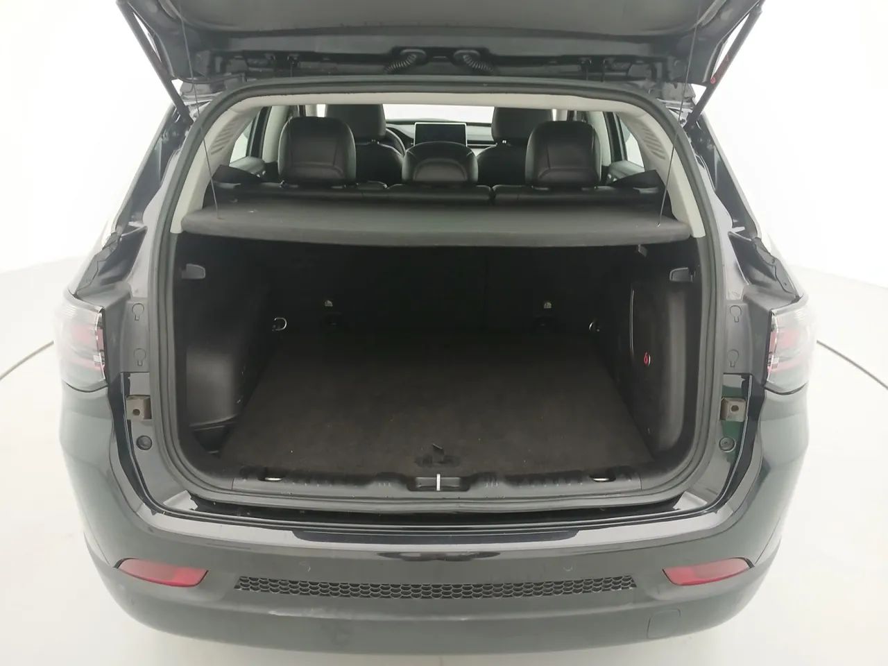 Jeep Compass LONG. T270 1.3 TB 4x2 Flex Aut., foto 9 de 18