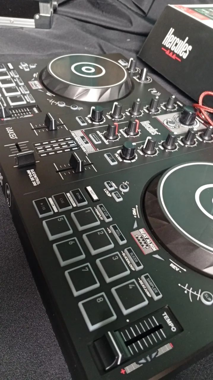 Controladora DJ Hércules impulse 300