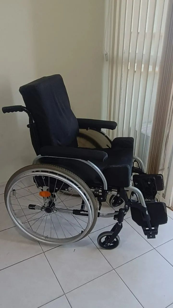 Cadeira de rodas - Foto 3
