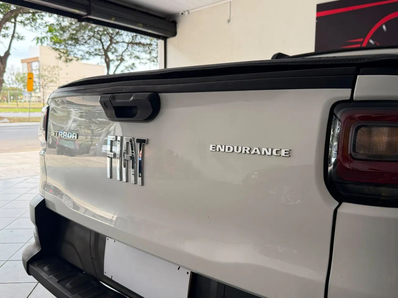 Fiat Strada Endurance 1.4 Flex 8V CS Plus 2023 - Foto 4
