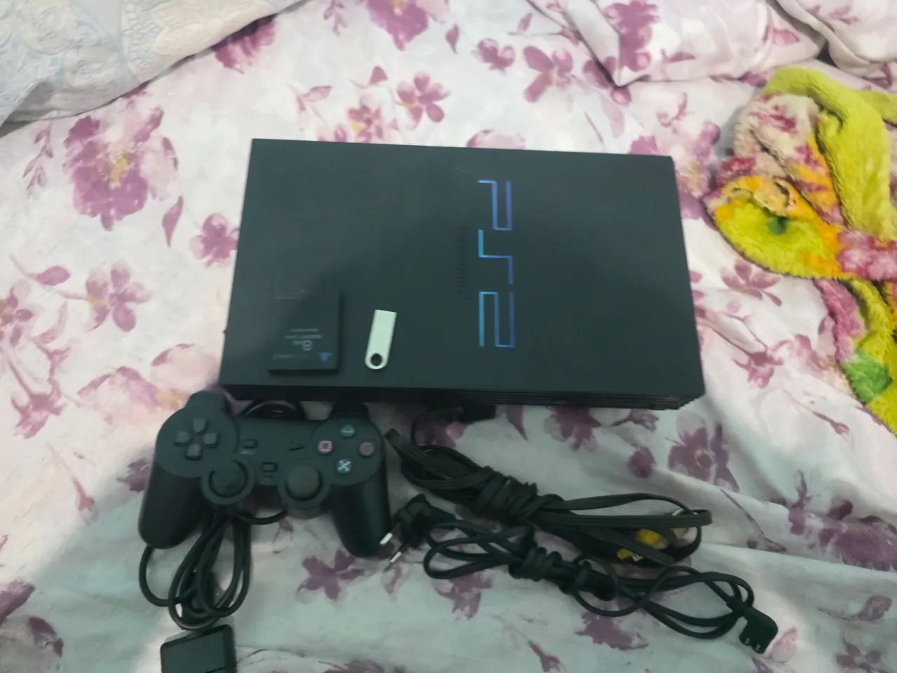 PlayStation 2 Fat dois controles e 30 jogos - Foto 4
