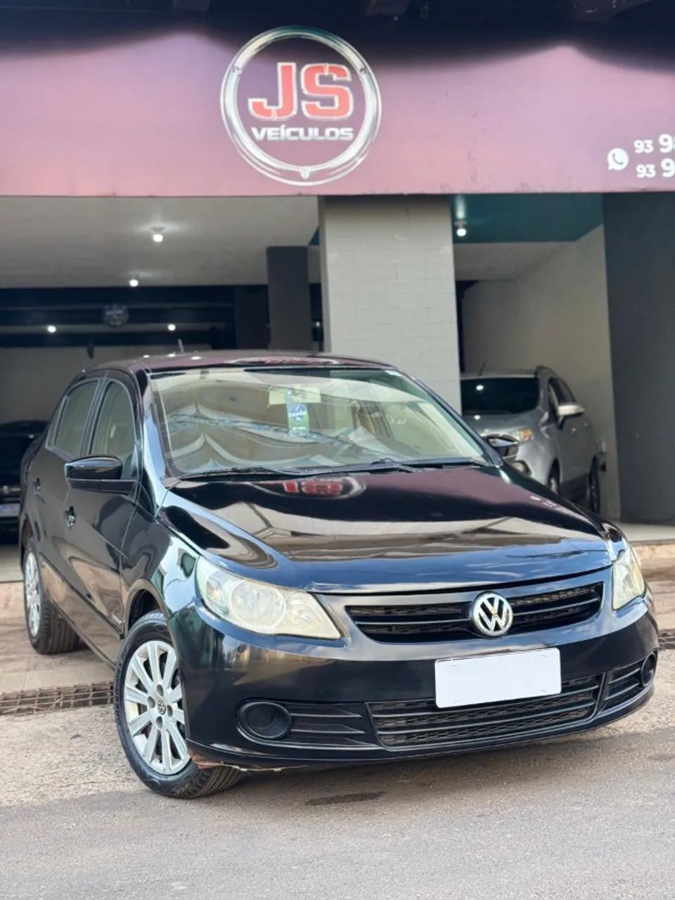 Volkswagen Voyage VOYAGE 1.0/1.0 City Mi Total Flex 8V 4p 2013