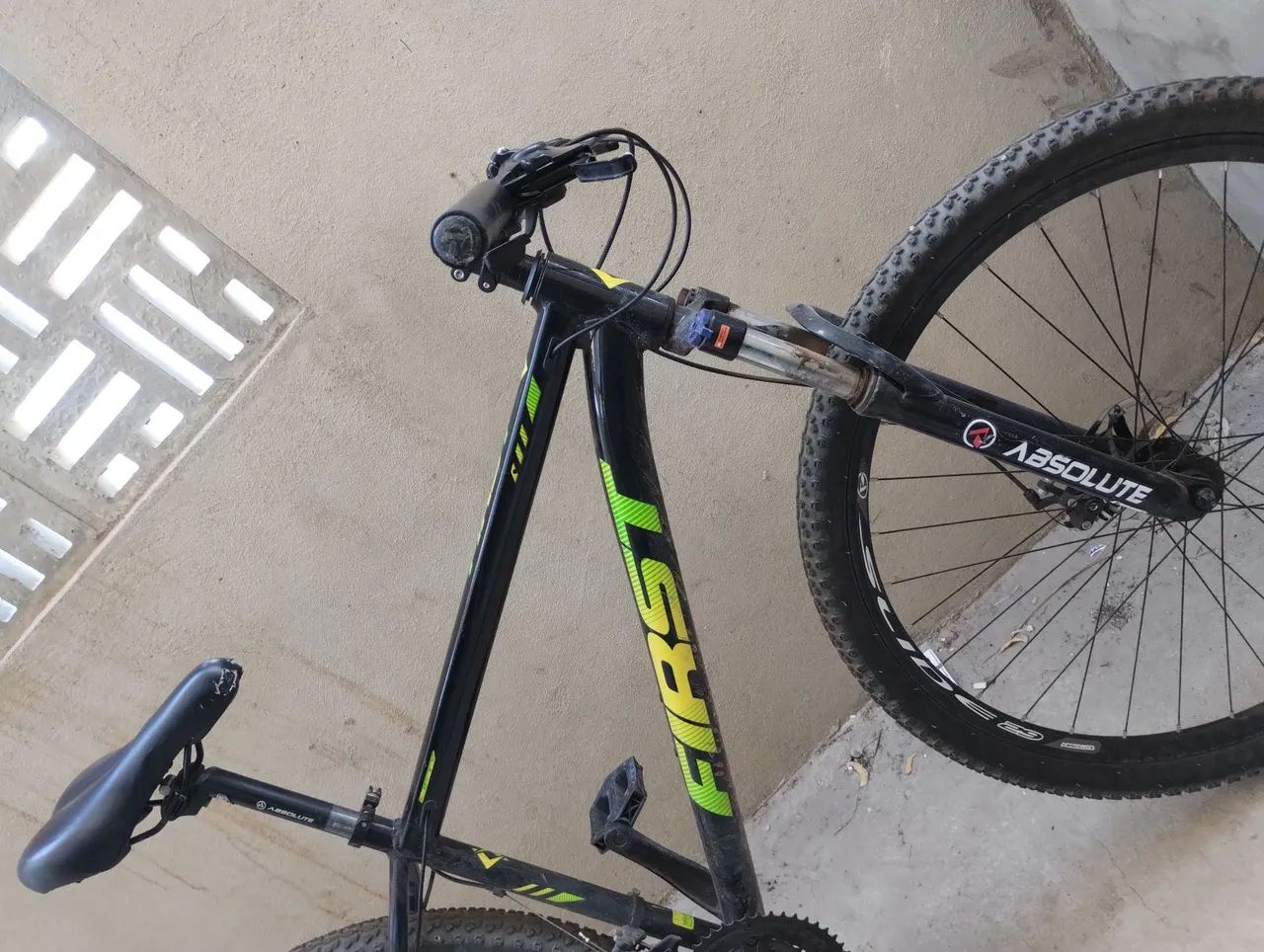 Bicicleta  - Foto 2