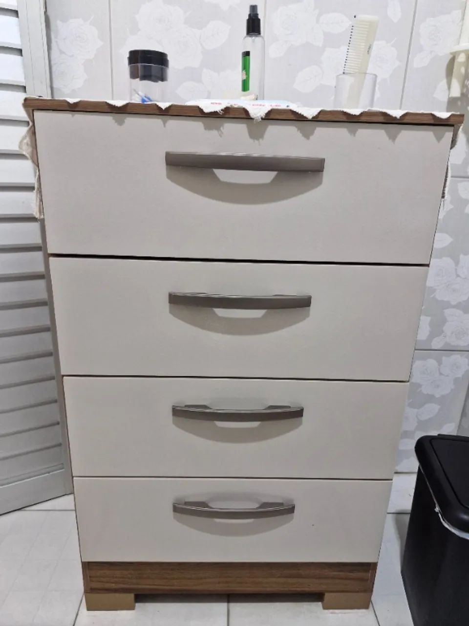 COMODA PARA QUARTO 4 GAVETAS 