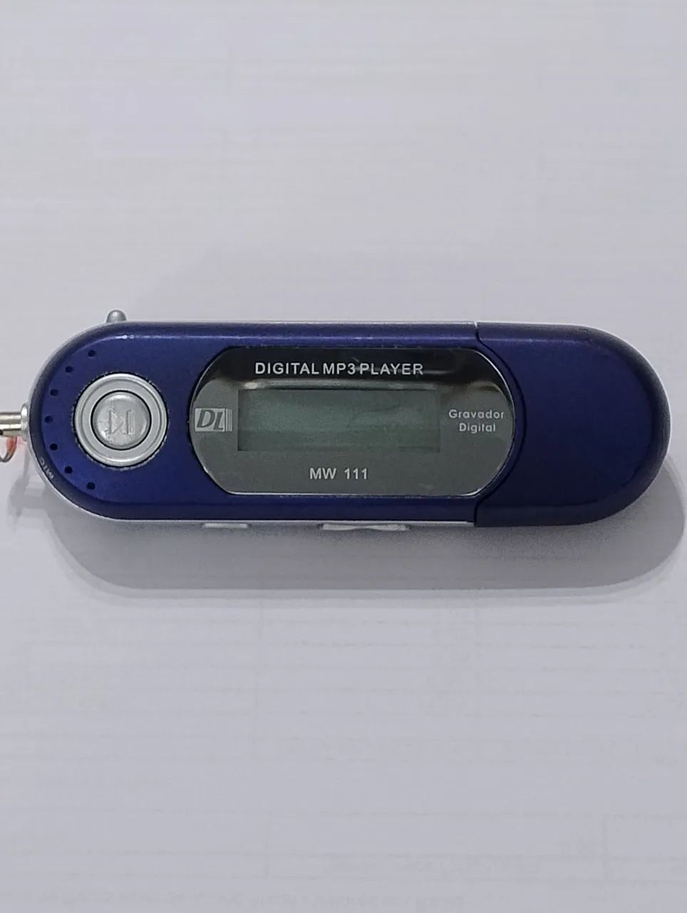 MP3 player com capinha funcionando perfeitamente. Para colecionador 