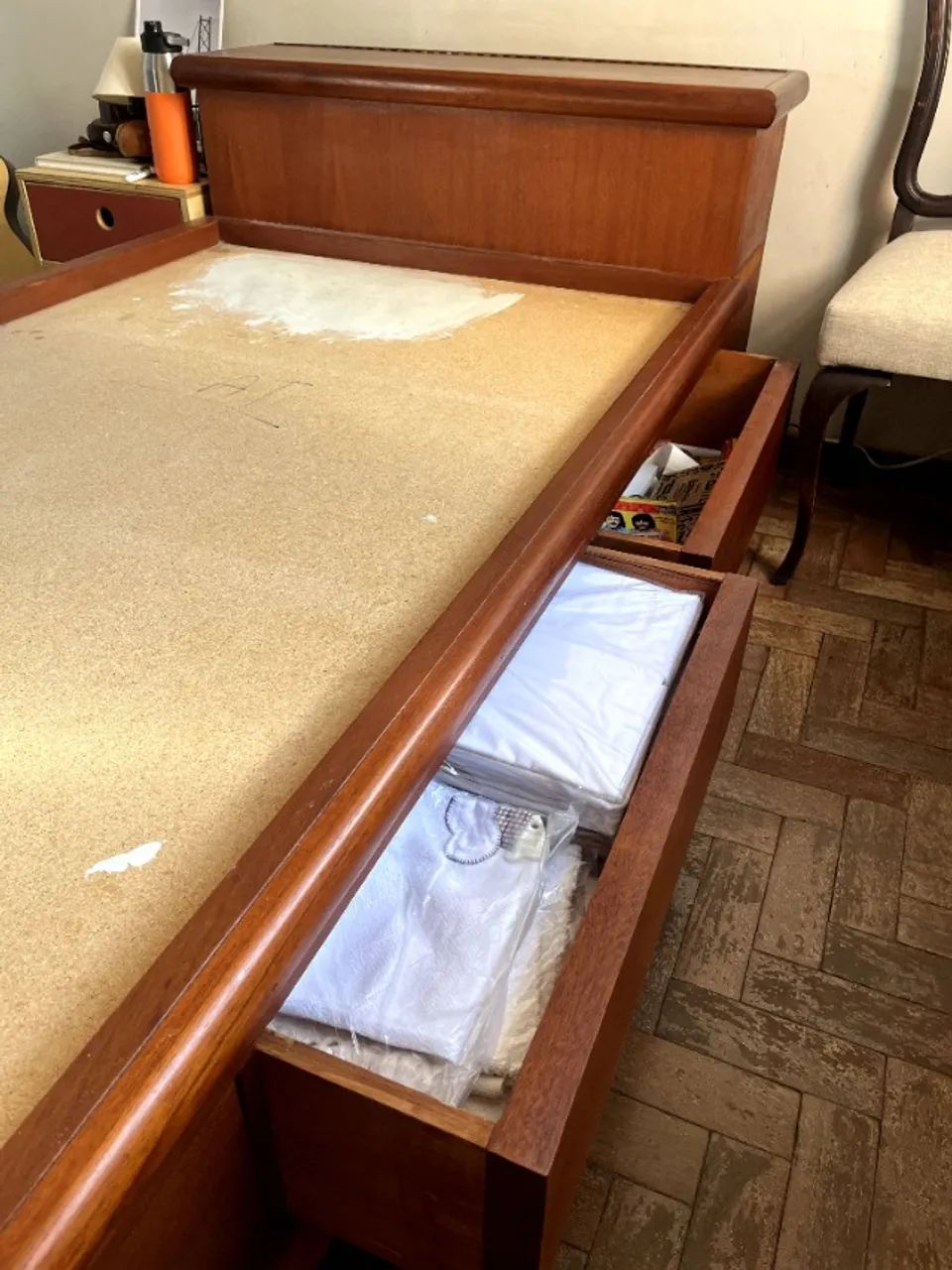 Cama de Solteiro Madeira Maciça com Gavetas e Baú Cabeceira - Foto 3