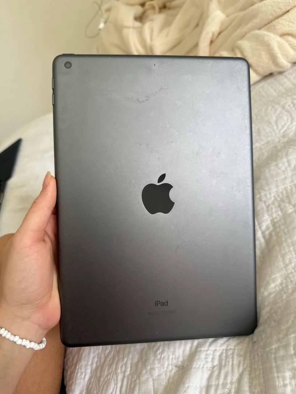 iPad 8, 128gb + Apple Pencil 1ª geração (vem com a caixa
