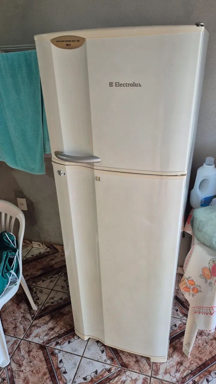Geladeira Electrolux - Bom estado - Foto 2