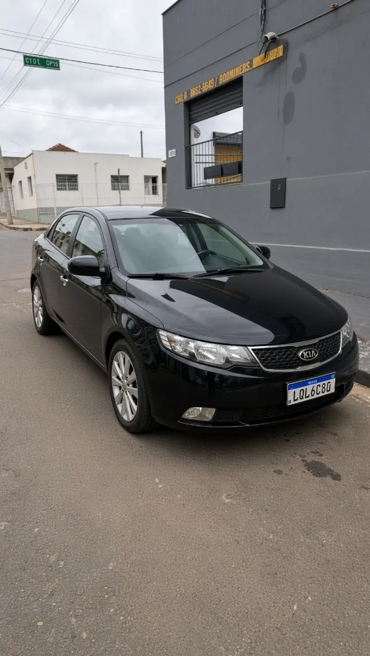 KIA Cerato 1.6 16V AUT. 2013