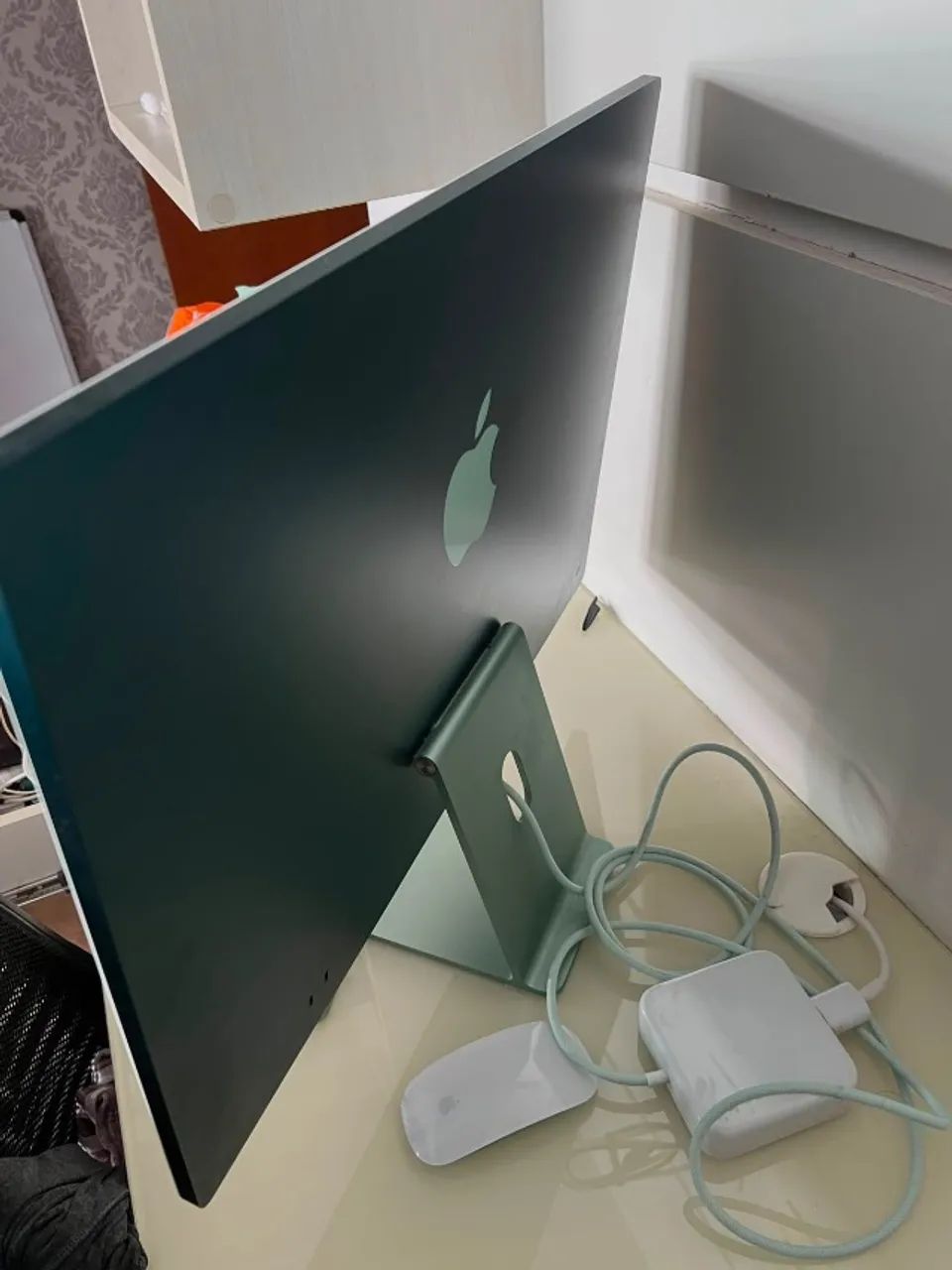 iMac 24