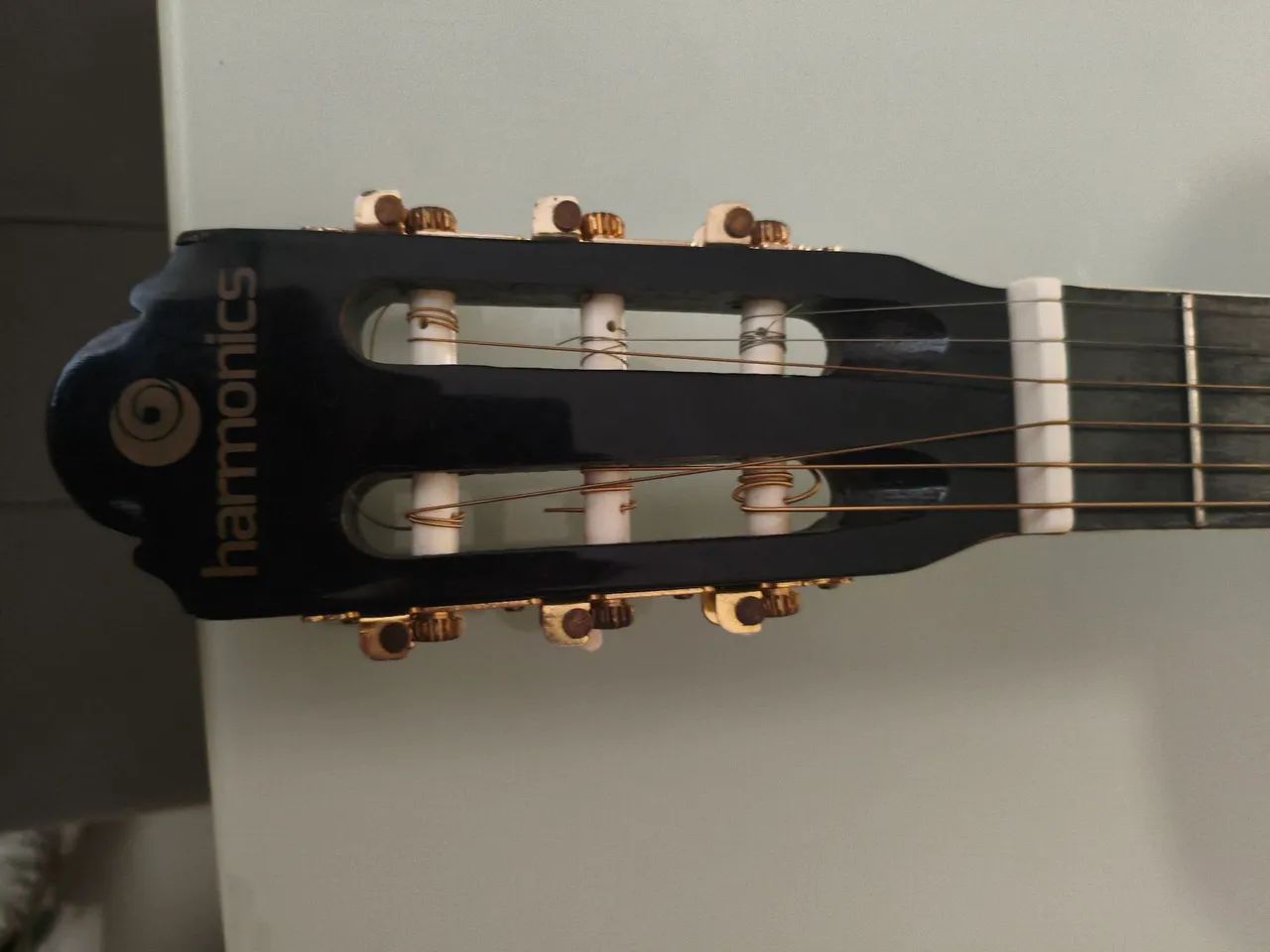 VIOLÃO ACUSTICO COM CORDAS DE AÇO  - Foto 2
