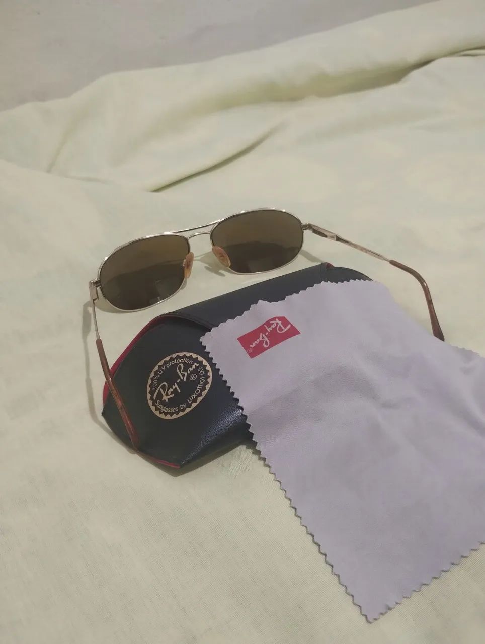 Óculos Ray-ban Aviator dourado usado. - Foto 3