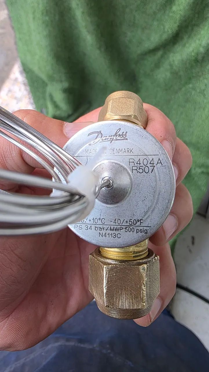 Valvula termostatica Danfoss R404A R507 - Foto 3