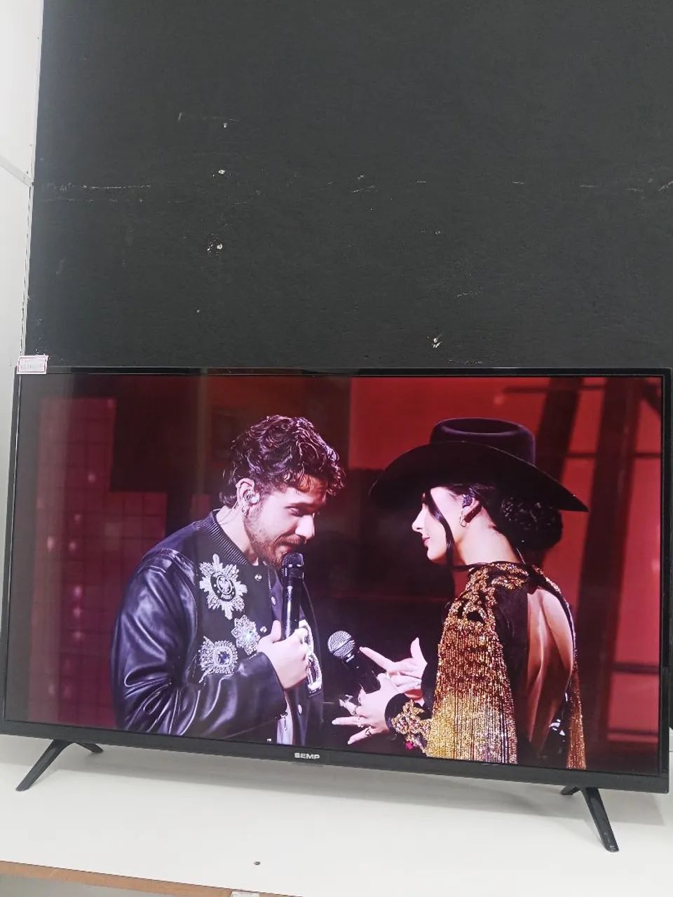 Smart Tv Semp Tcl 43 polegadas Sistema Android comando de voz 