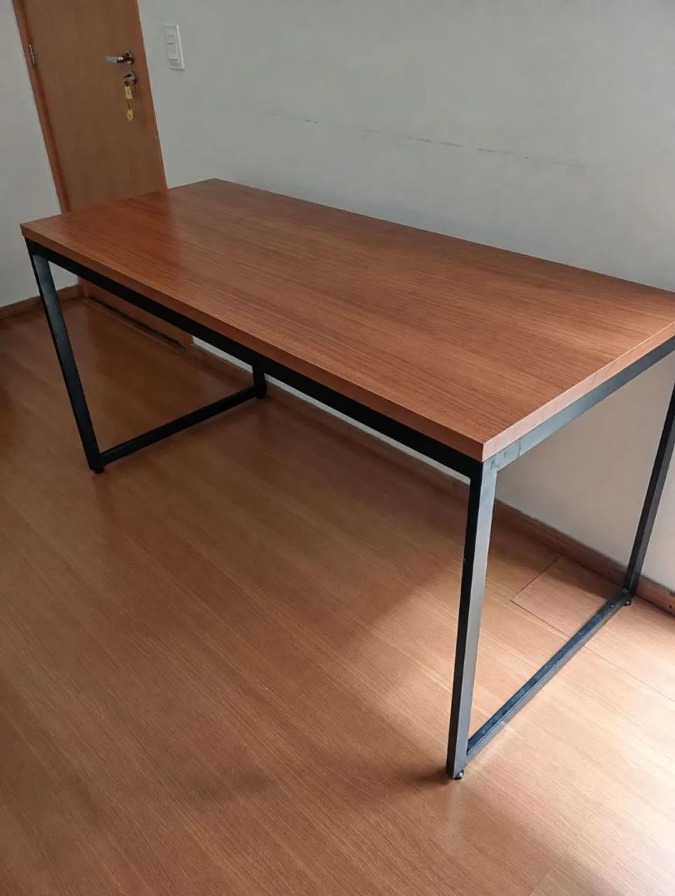 Mesa de MDF