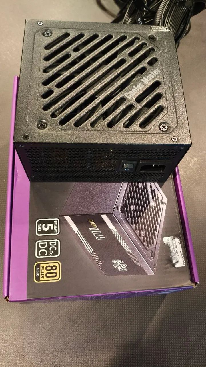 Fonte cooler Master 700w Gold - Foto 2