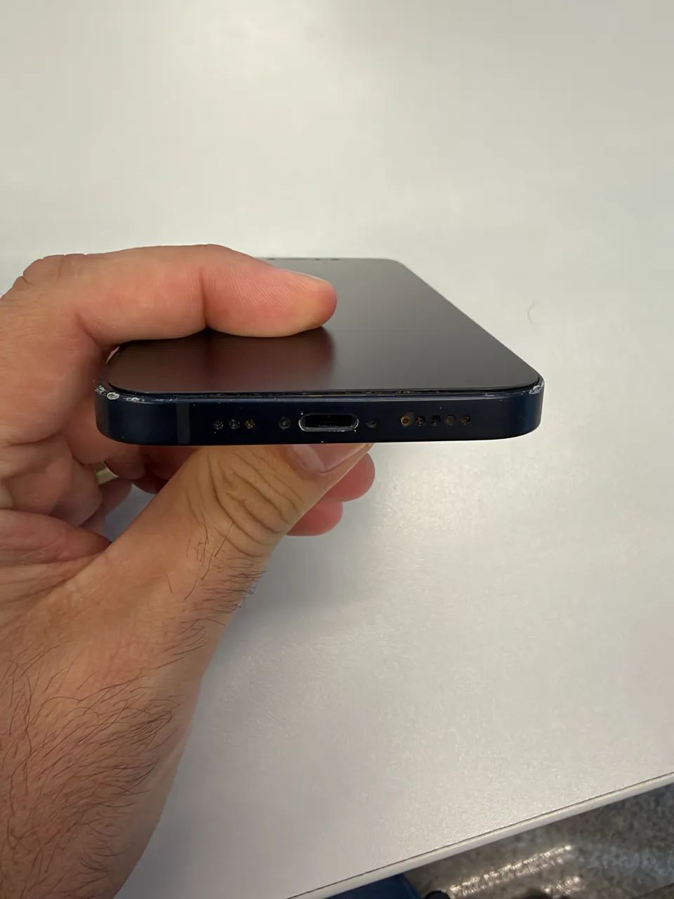 iPhone 12 128GB 73% de bateria
