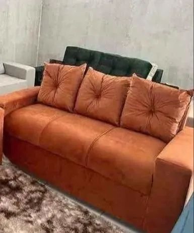 Sofa almofadado 3 lugares da fábrica  - Foto 2