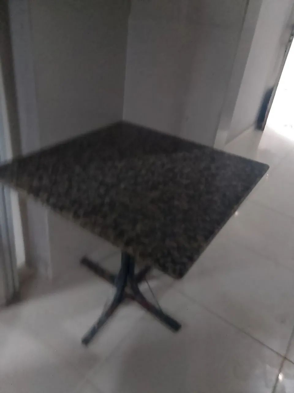 Mesa de mármore 