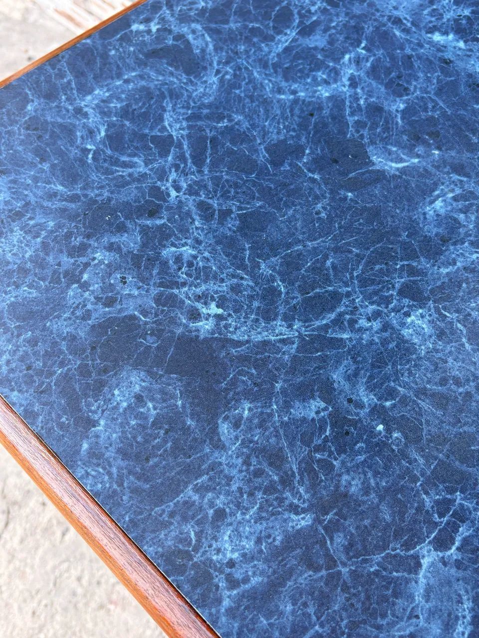 mesa de madeira com pé de ferro fundido - Foto 4