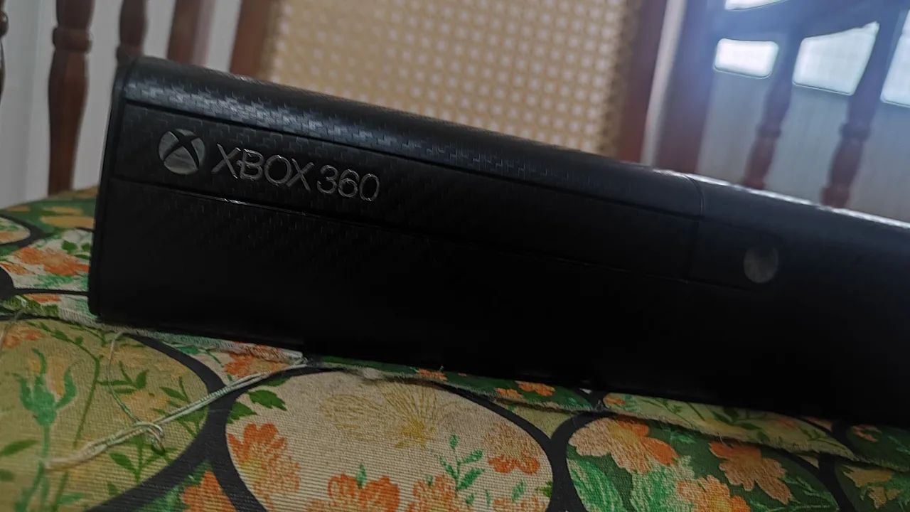 Xbox 360 super slim - Foto 2