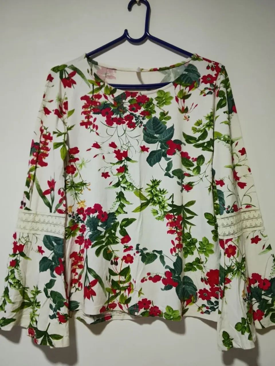 Lote de blusinhas  - Foto 3