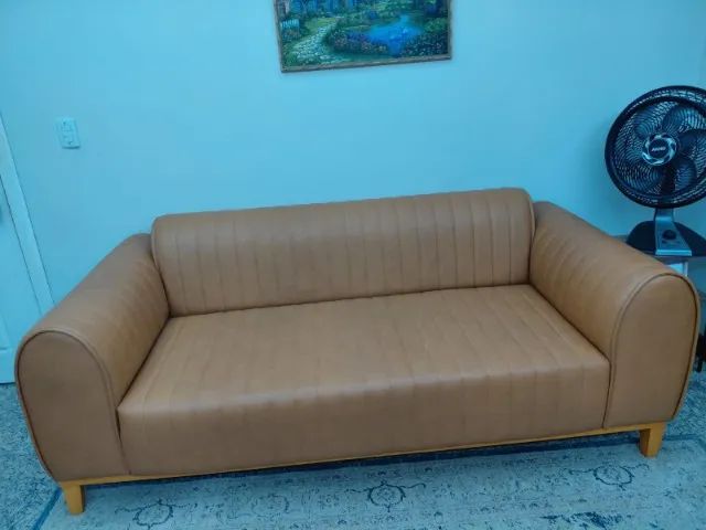 sofá de couro ecológico