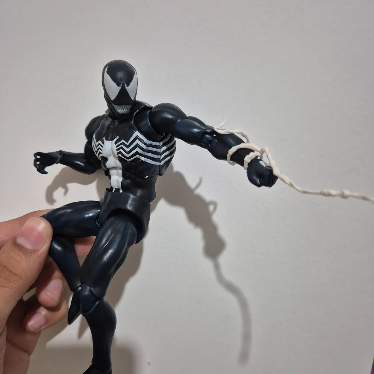 Venom Mafex  - Foto 3