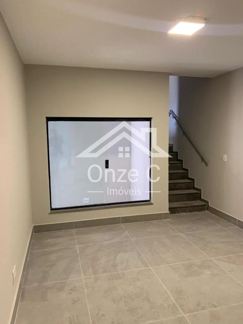 Imóvel comercial com localização privilegiada, ideal para empresas, clínicas, escolas, esc - Foto 3