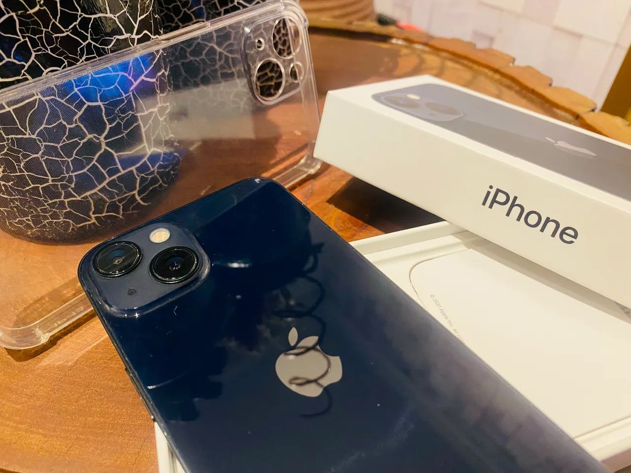 iPhone 13 Preto 128gb com caixa  - Foto 5