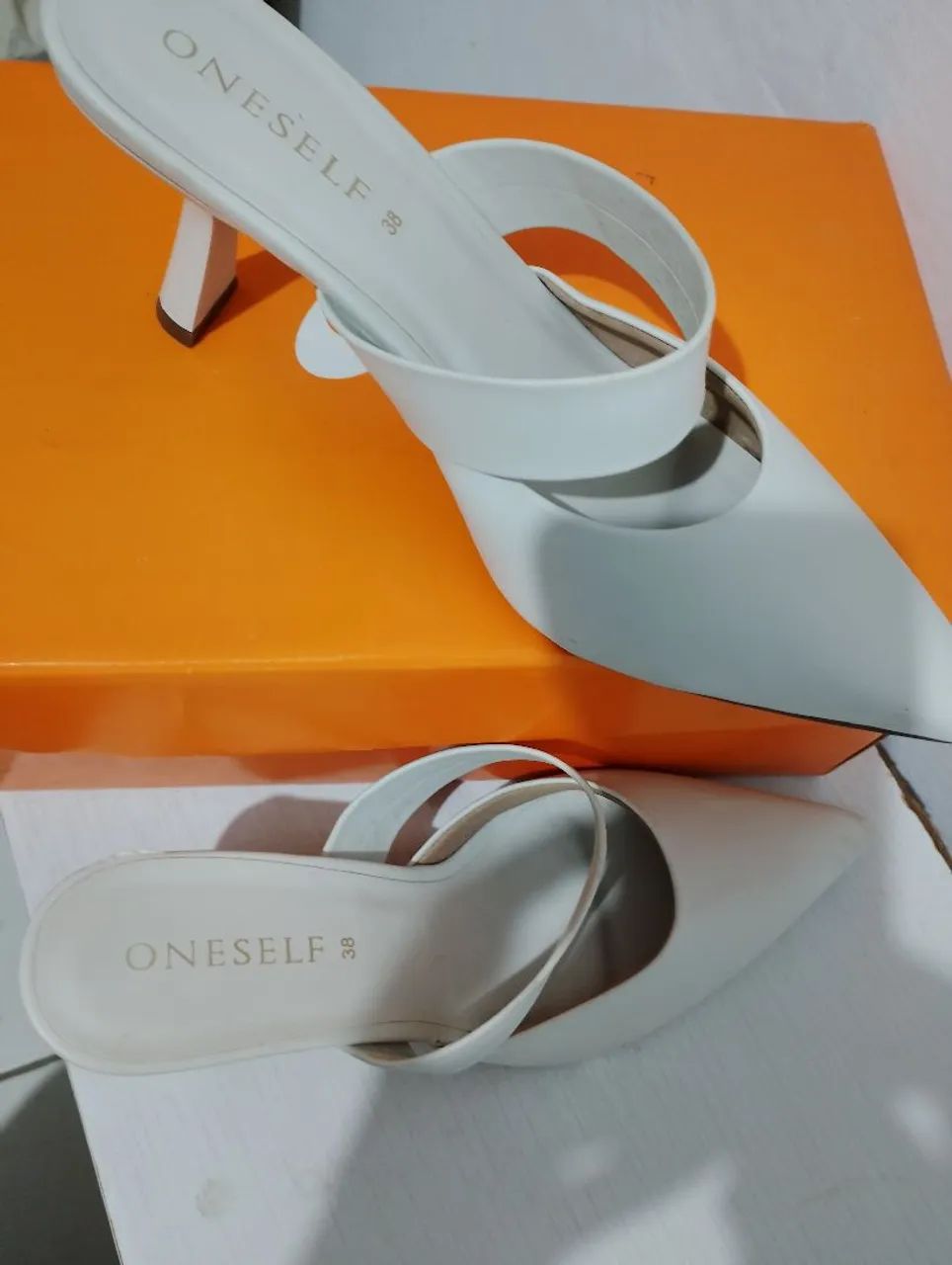 Sapatos femininos e masculino  - Foto 4