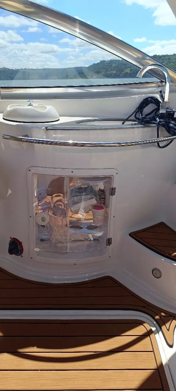 Lancha ano 2017 cabinada 23 pés rabeta bravo3 250 hp - Foto 12