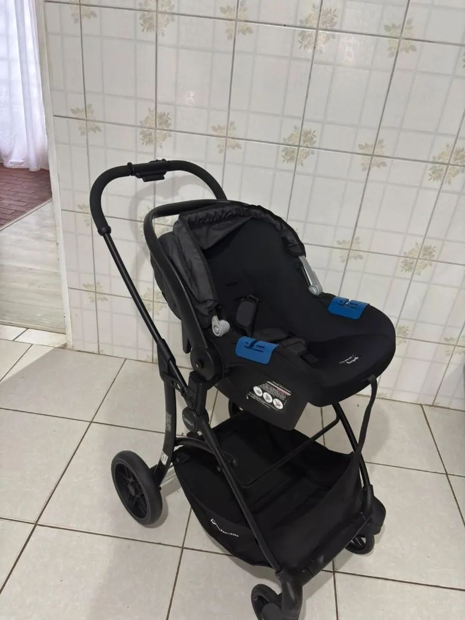  Carrinho e bebê conforto  - Foto 5