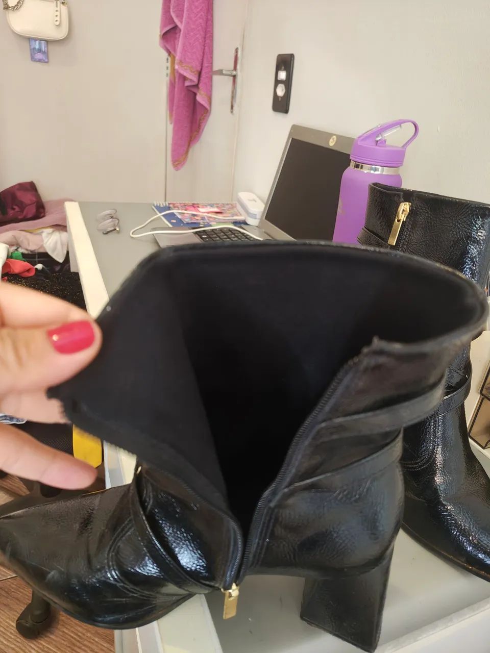 Bota preta marca  Bebecê  - Foto 5
