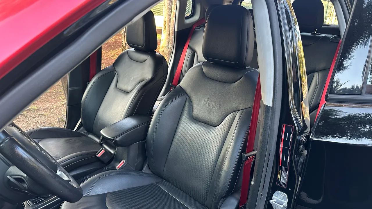 Jeep Compass Longitude 2.0 4X2 Flex 16V Aut. 2017 - Foto 4