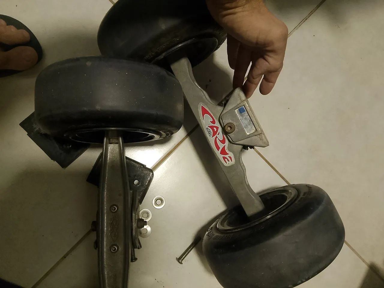 Trucks longboard caver com pneu - Esportes Sobre Rodas - Centro