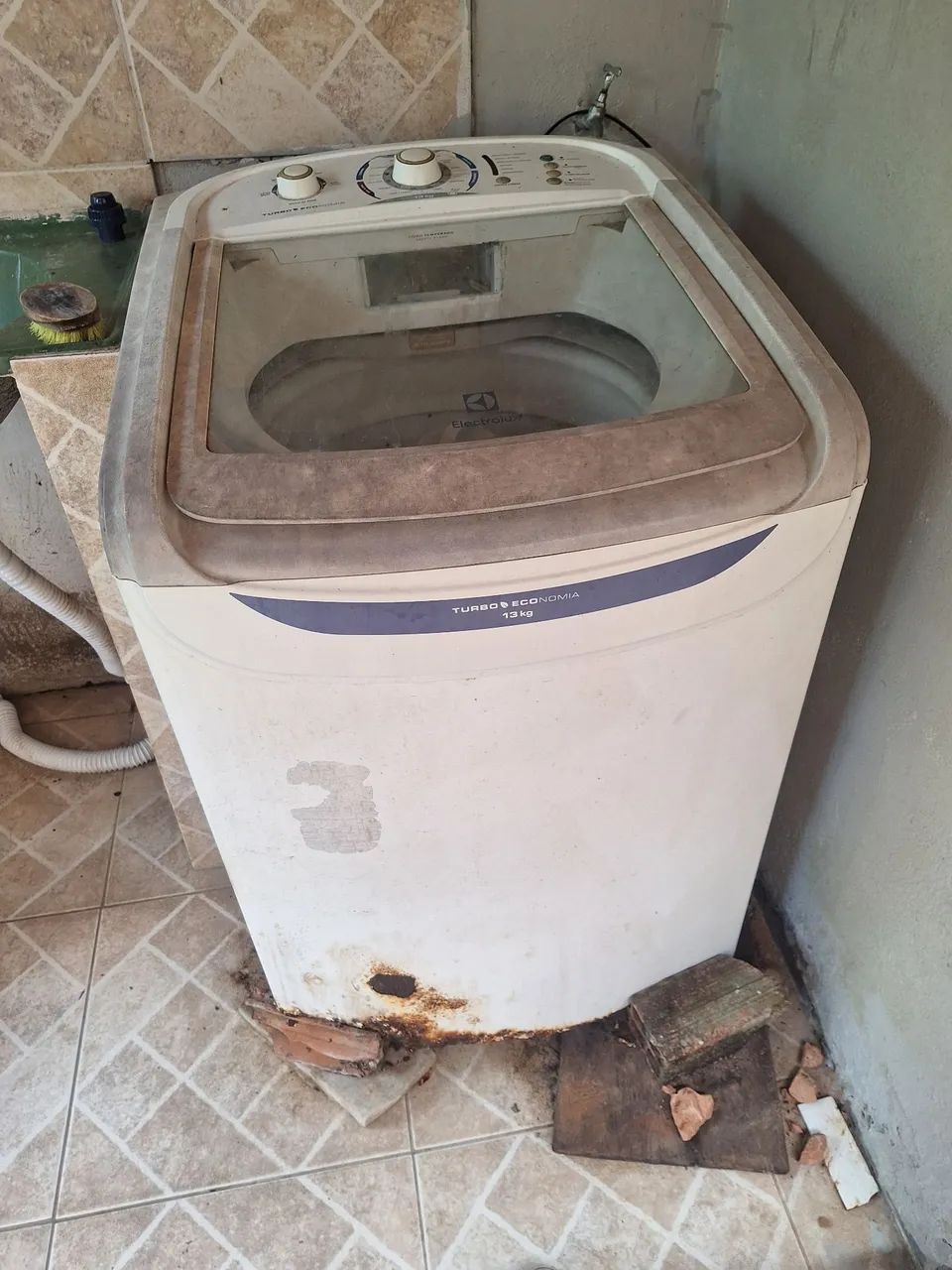 MÁQUINA DE LAVAR 