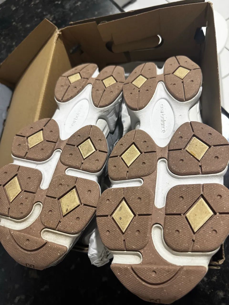 a様売約済 New balance 9060 - Calçados - Guanandi, Campo Grande 1502596105 | OLX
