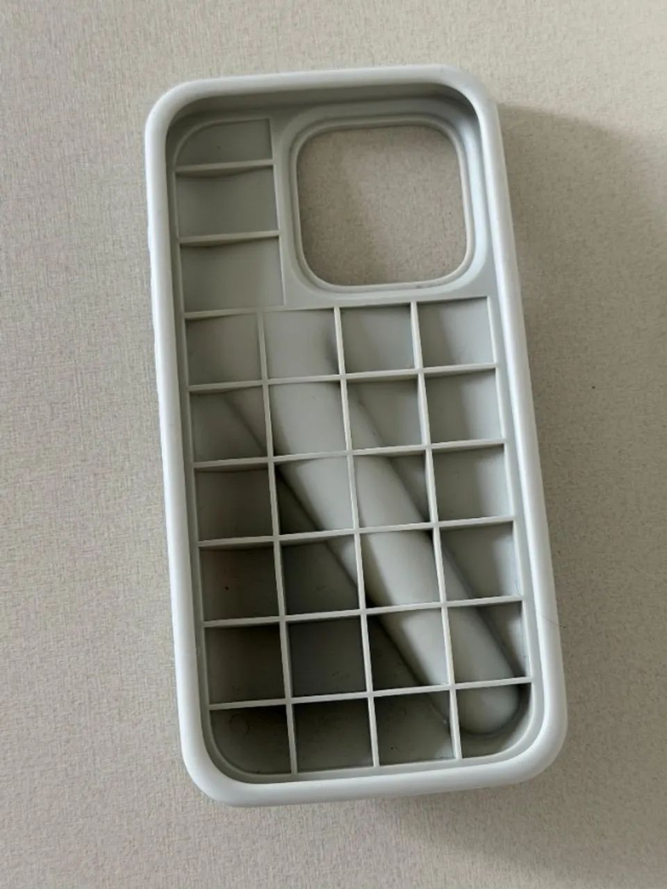 Capinha de Iphone 14 Pro da Rhode - Foto 2