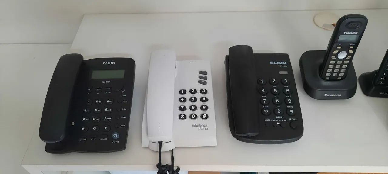 Aparelhos de telefone antigos - Foto 3