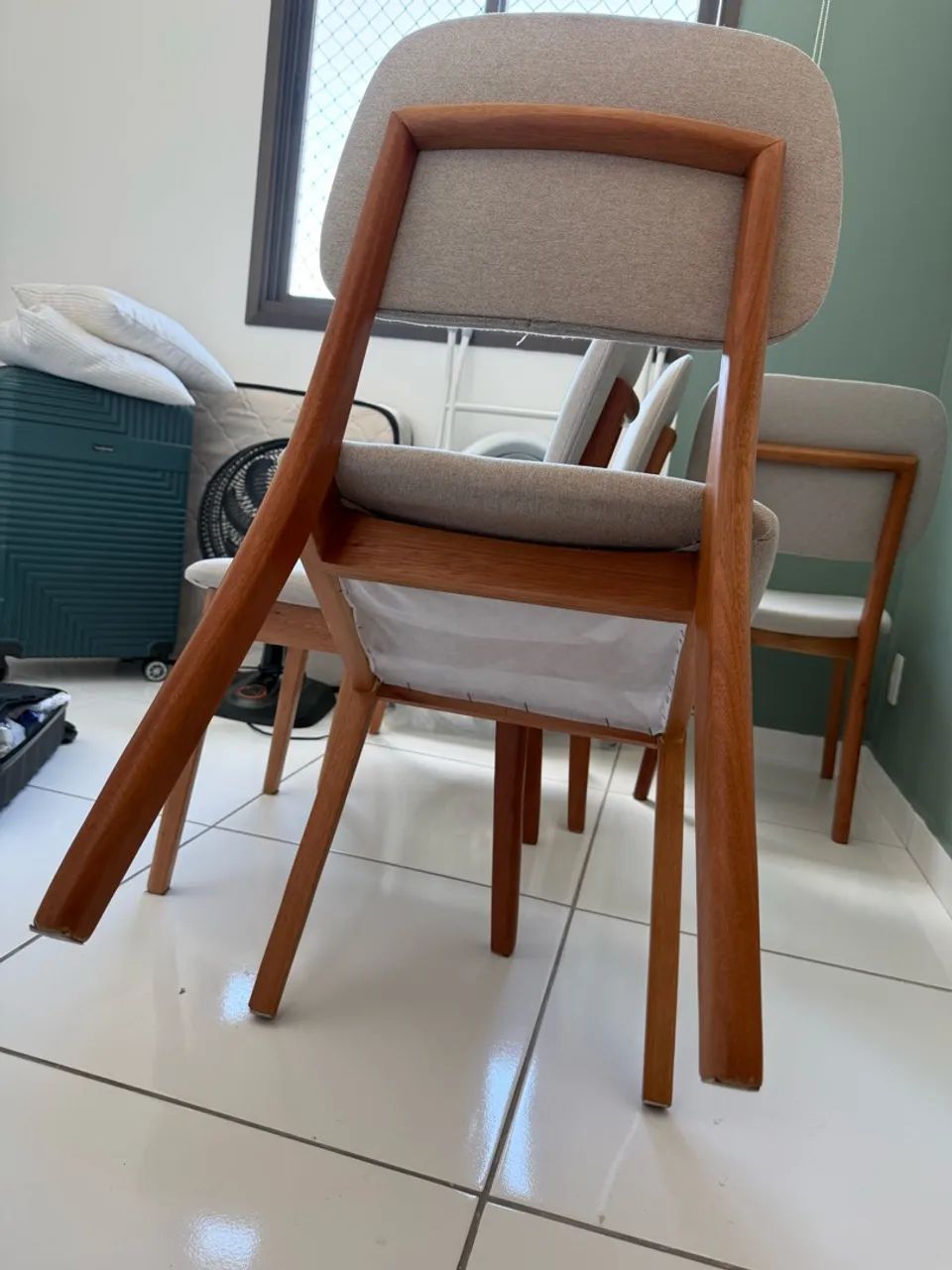 Conjunto de 4 cadeiras - 100% Madeira - Foto 5