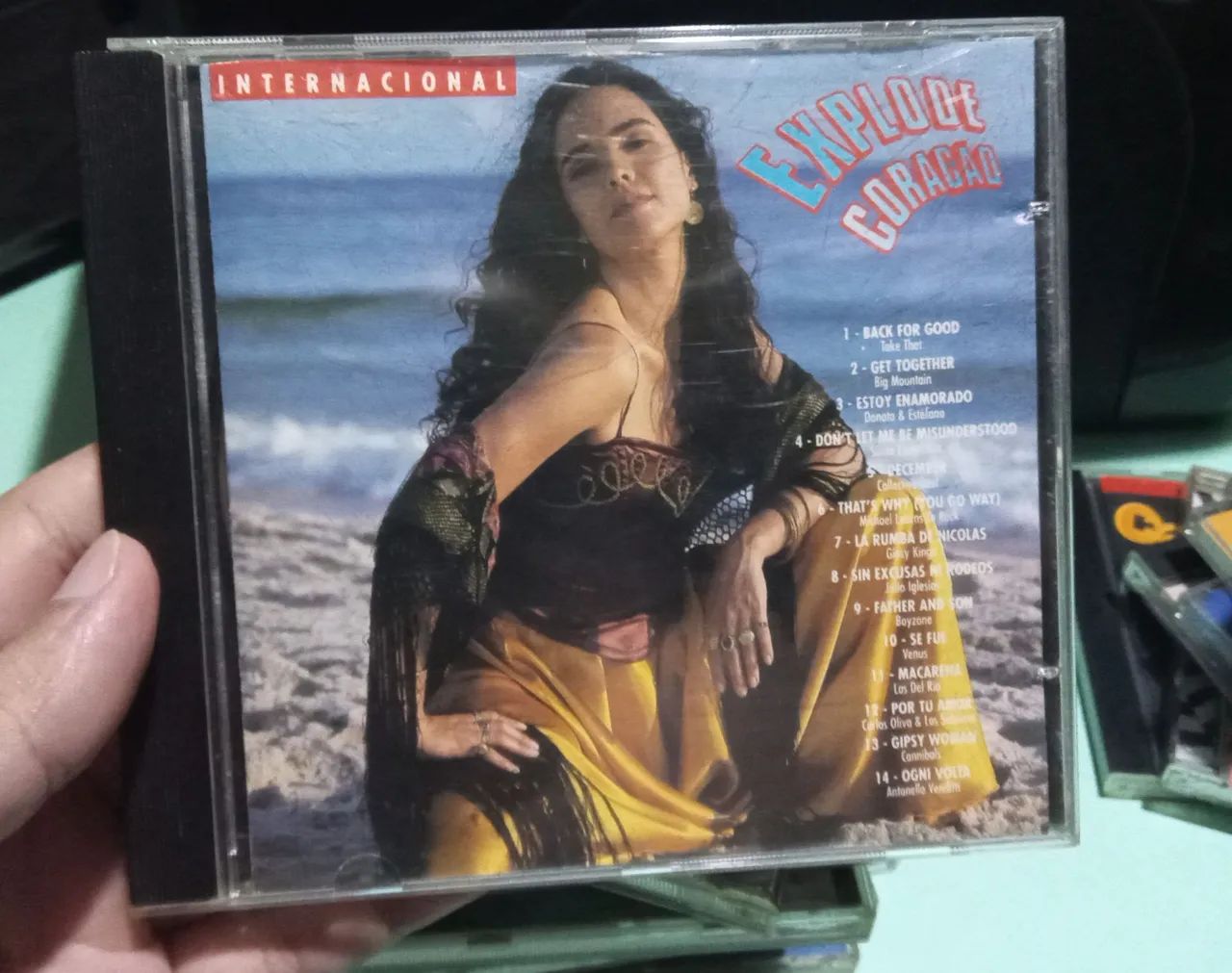 CD original com trilhas internacionais da novela  "Explode Coração"  