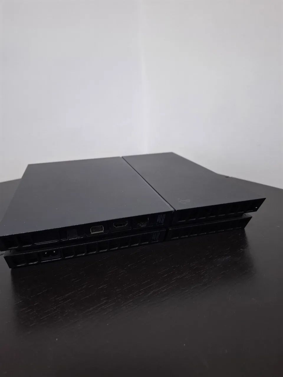 PS4 Fat - Jet Black 1TB - Foto 4