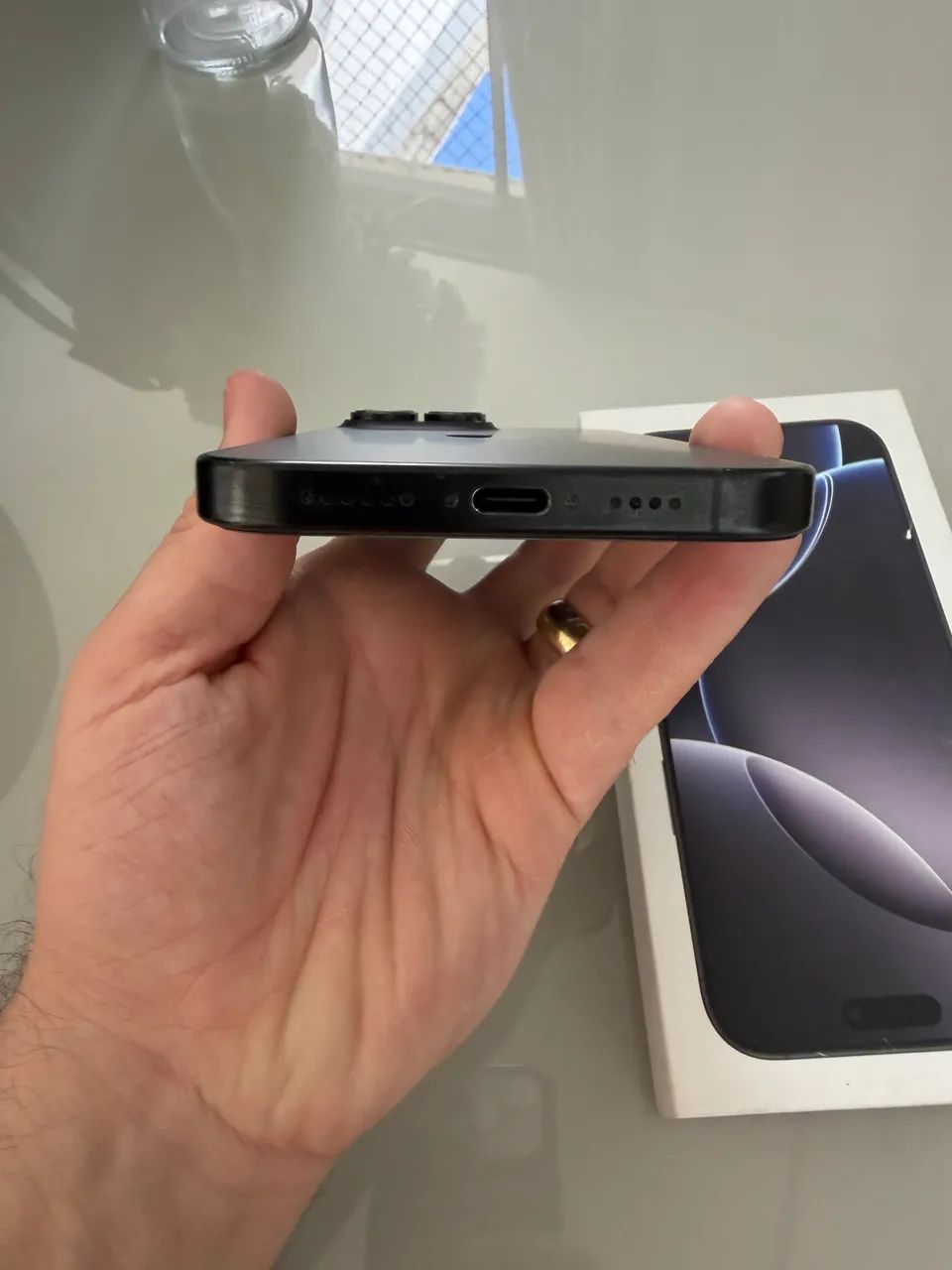 Vendo iPhone 16 Pro Max divido até 12 x - Foto 4