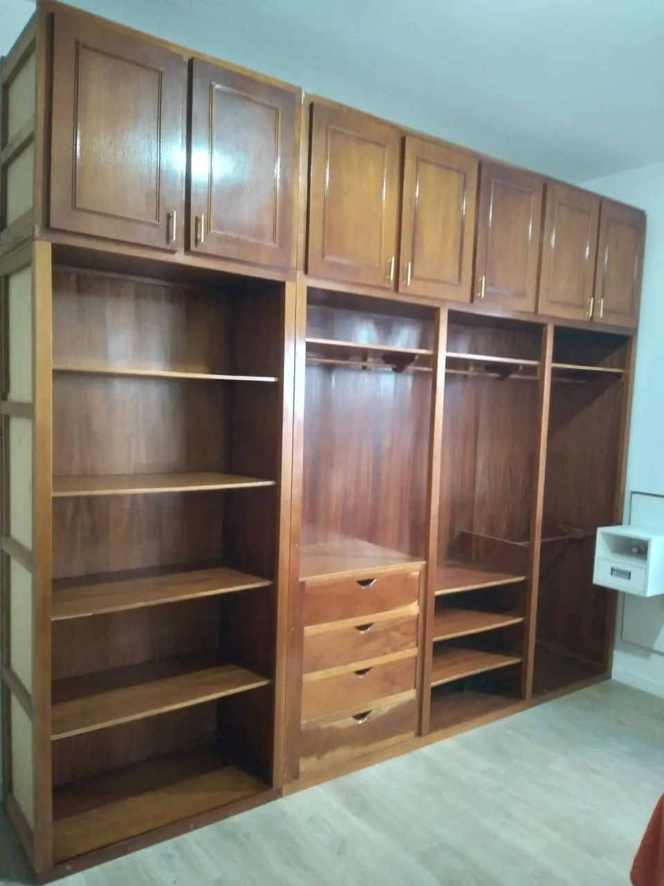 Guarda Roupa  Madeira Maciça  - Foto 3