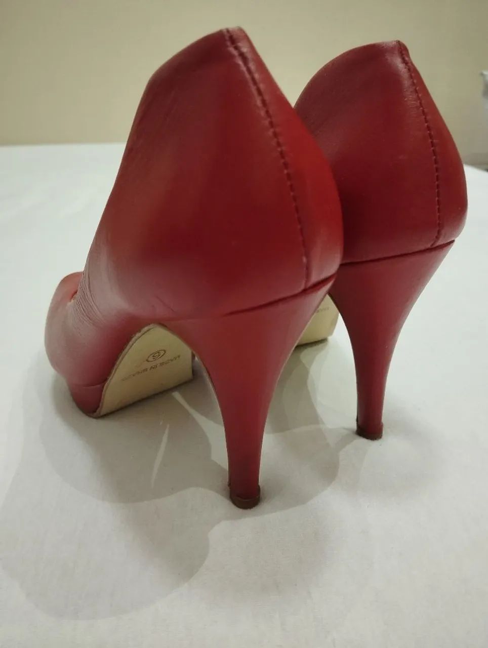 Sapato Scarpin vermelho Tam 36  - Foto 3