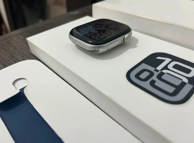 APPLE WATCH SERIES 10 46mm - Foto 4