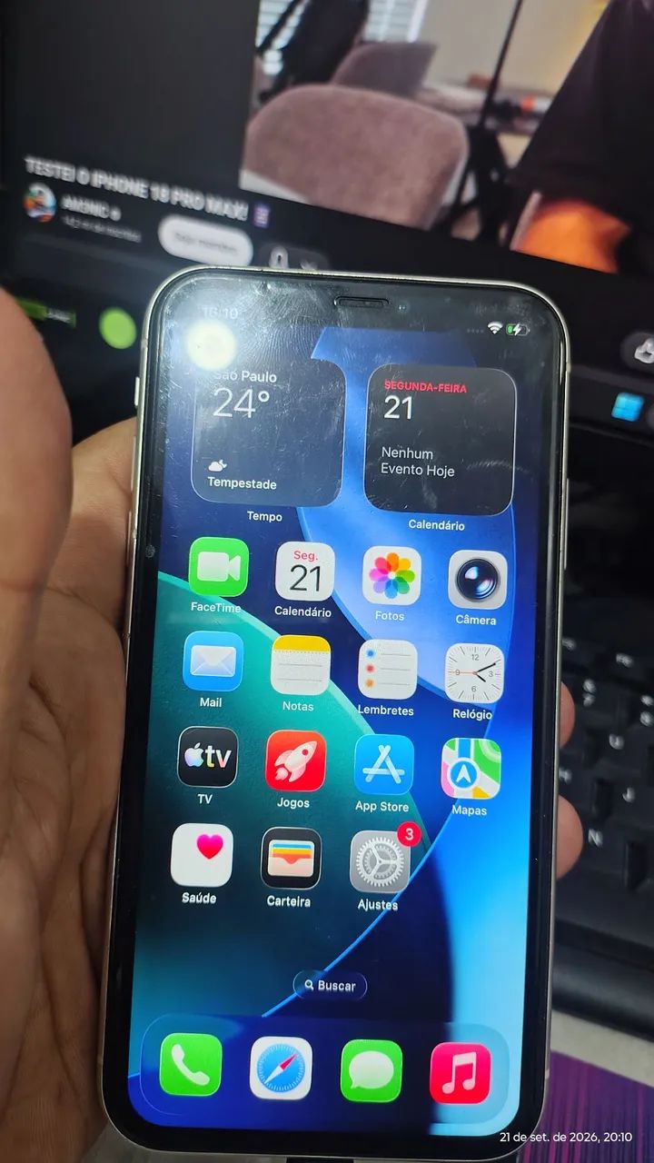 iPhone 11 