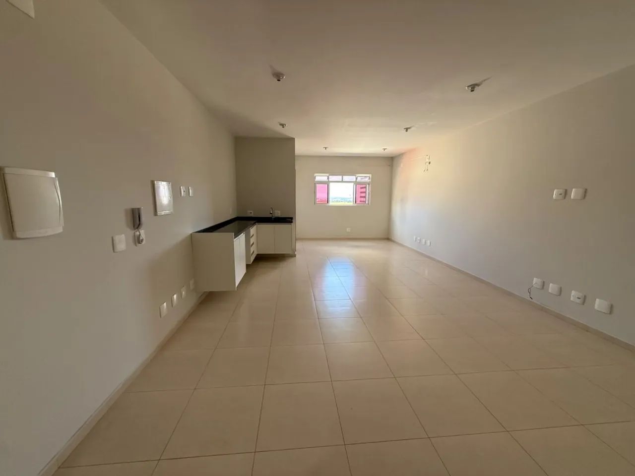 SALA COMERCIAL PARA LOCAÇÃO NO CENTRO - Foto 2